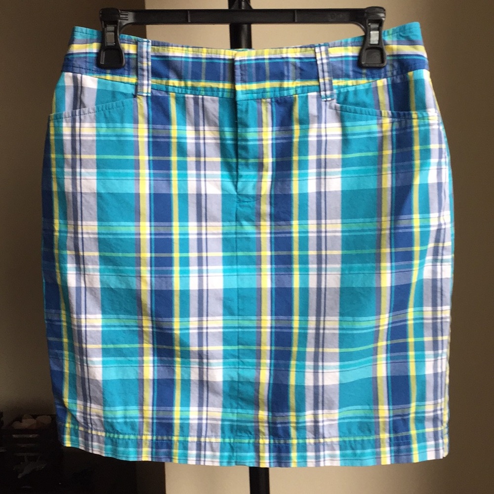 CHAPS LRL pool skirt